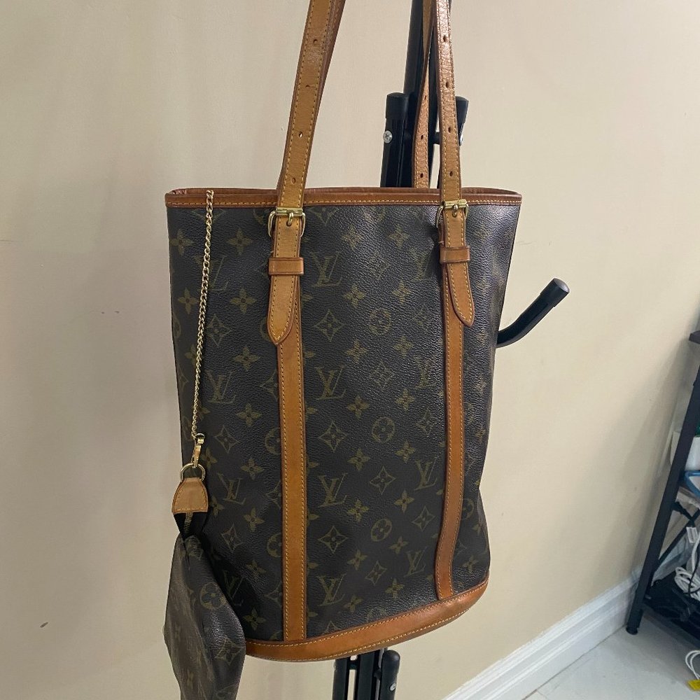 Louis Vuitton Tote Bucket Monogram Large